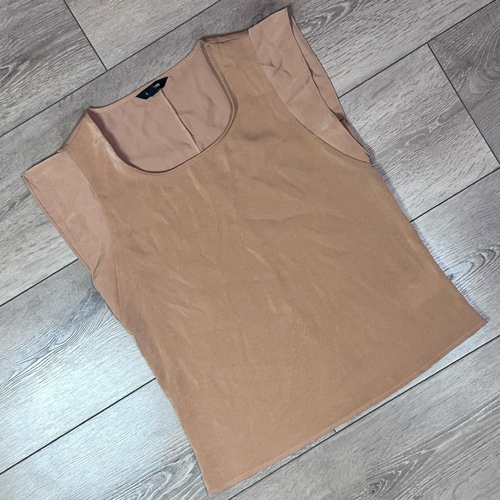Express Satin Ruffle Tank - Picture 2 of 10
